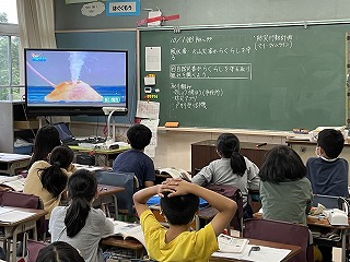 火山テレビ１.jpg